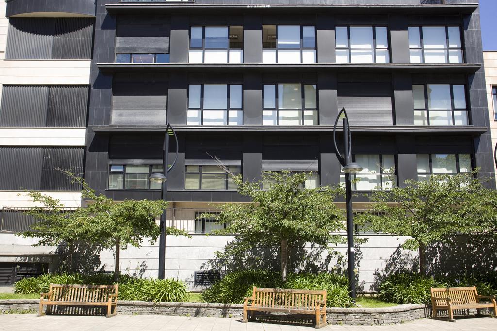 Pension T5 Donostia Suites San Sebastián Kültér fotó