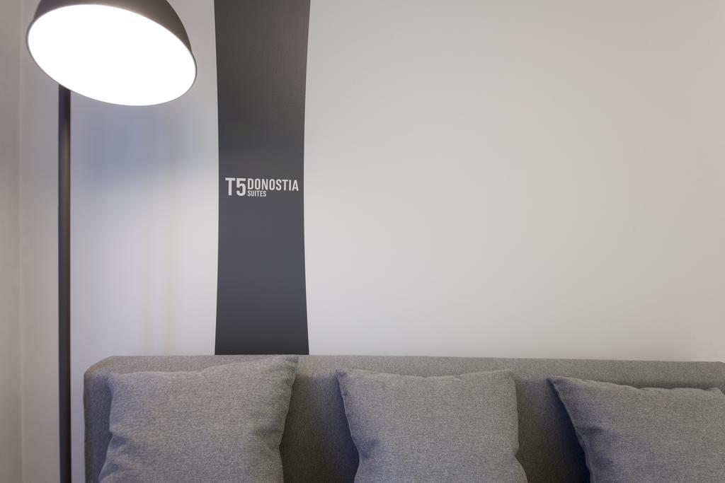Pension T5 Donostia Suites San Sebastián Szoba fotó
